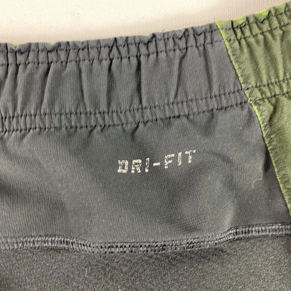 Nike Football Shorts Mens Medium Black Green Dri Fit Training NCAA Athletic